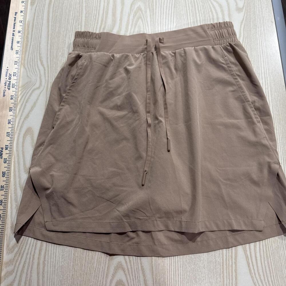 All in Motion tan mini skirt with built in shorts, size XS #activewear #athletic